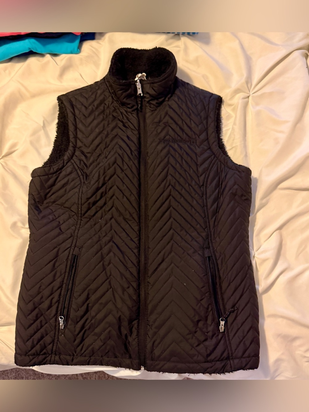 Women's Black Quilted Fleece-Lined Vest